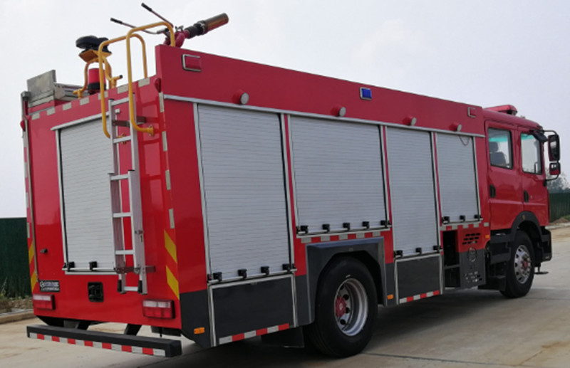 J�|�L(f��ng)��ĭ����܇ ˮ��5    ��ĭ1.8